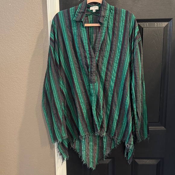 Umgee Green and Black Striped Frayed Hem Top - Picture 1 of 5